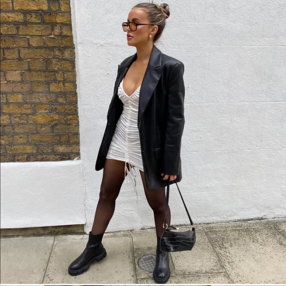 Zara * Oversized Faux Leather Blazer - Picture 8 of 16